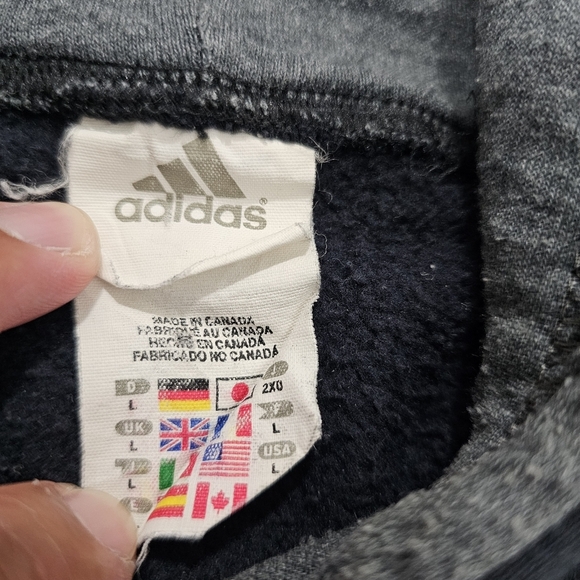 Y2k Adidas Men's Black Hoodie - Picture 5 of 6